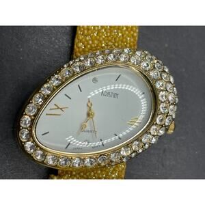Vtg Kristine Ladies Quartz Watch Rhinestone Round White Face Yellow Band 30mm